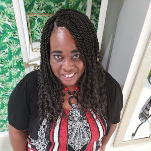 Meet your Posher, Qynne